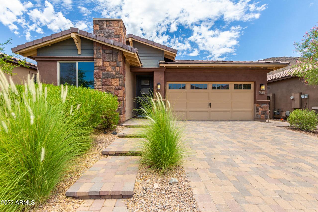 12836 W Caraveo Pl., Peoria, AZ 85383