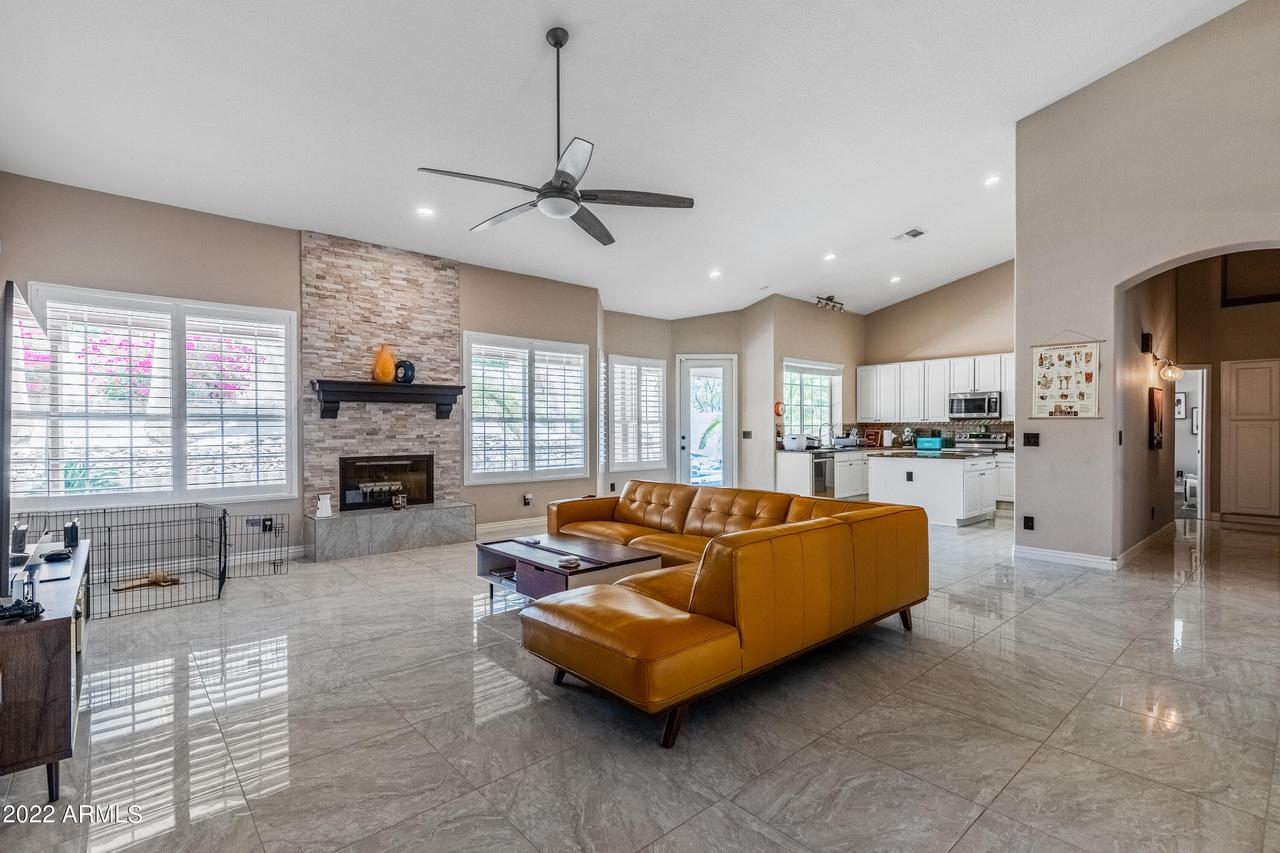 1538 E Windmere Dr., Phoenix, AZ 85048