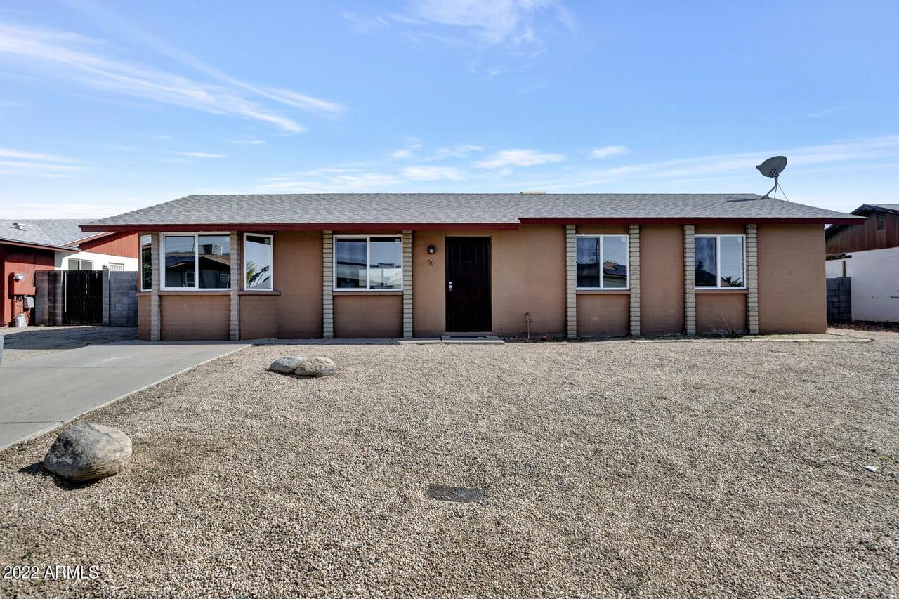 721 W Wagoner Rd., Phoenix, AZ 85023