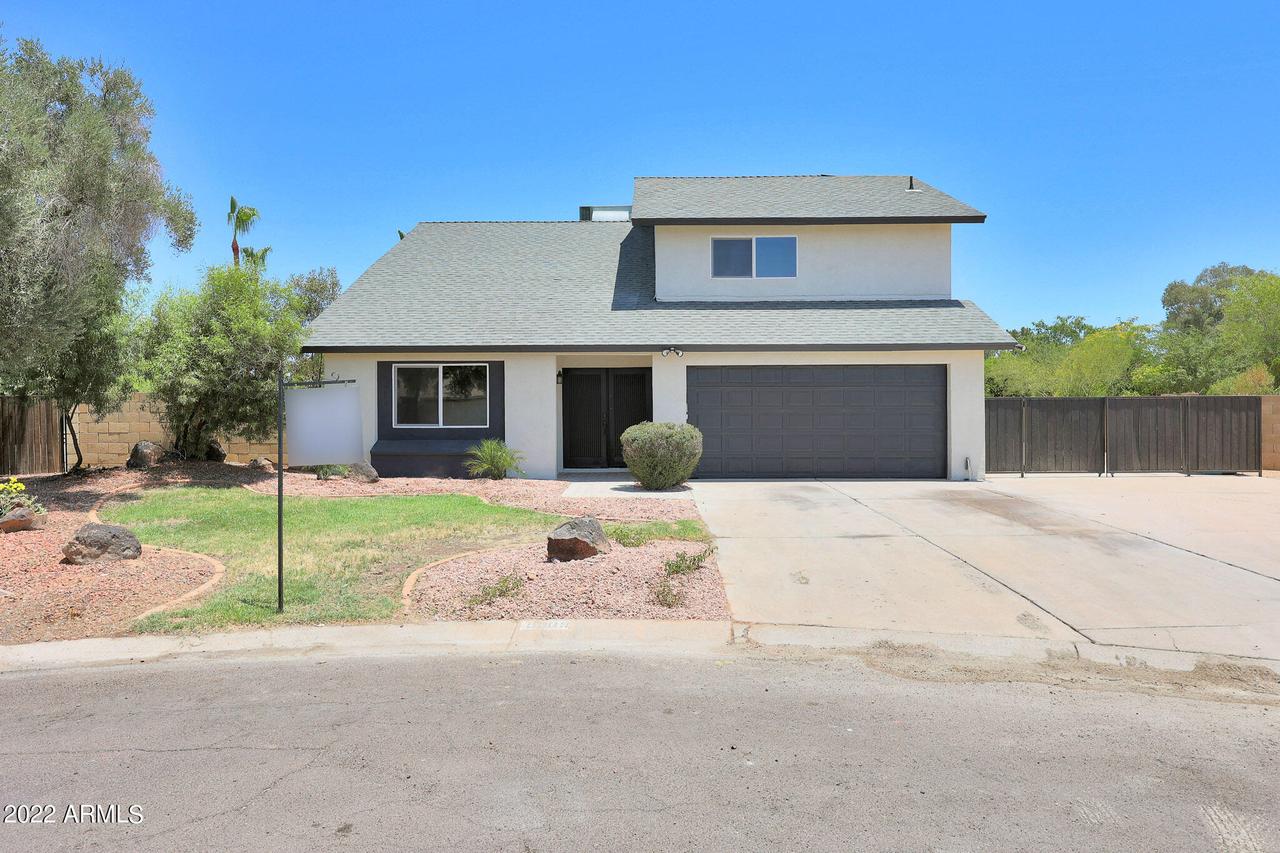 5009 W Augusta Cir., Glendale, AZ 85308