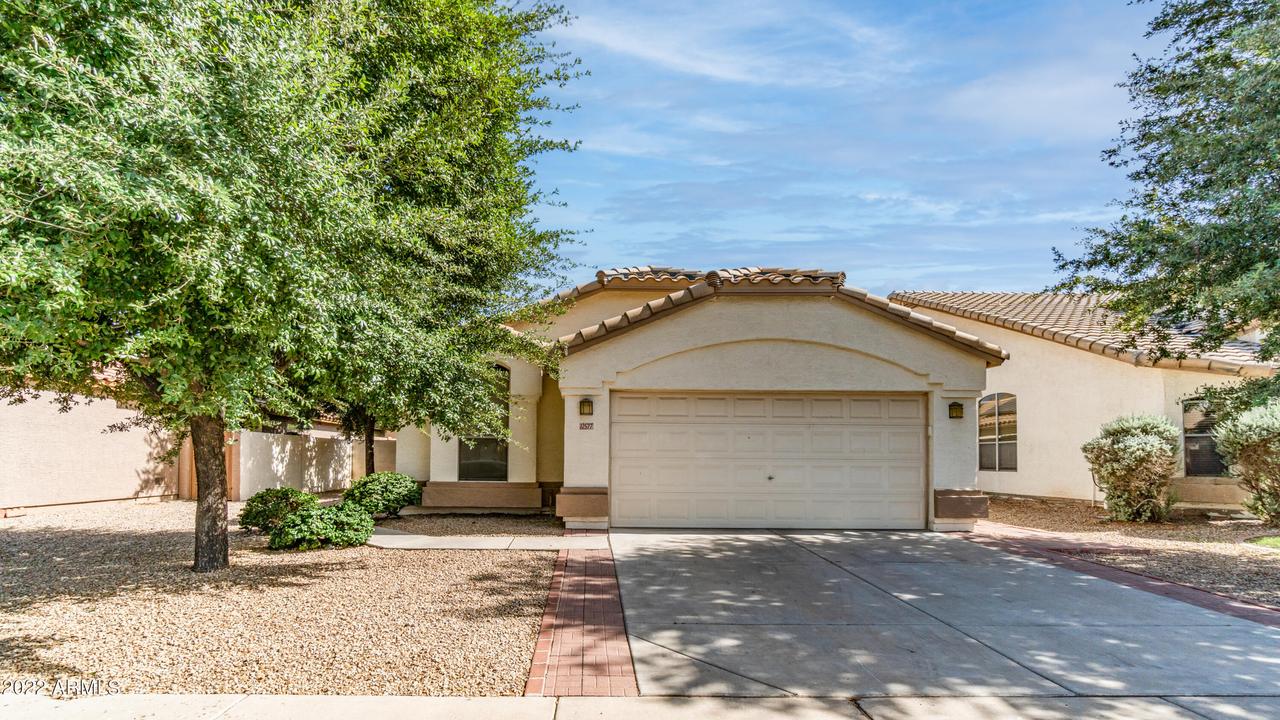 12577 W Desert Flower Rd., Avondale, AZ 85392