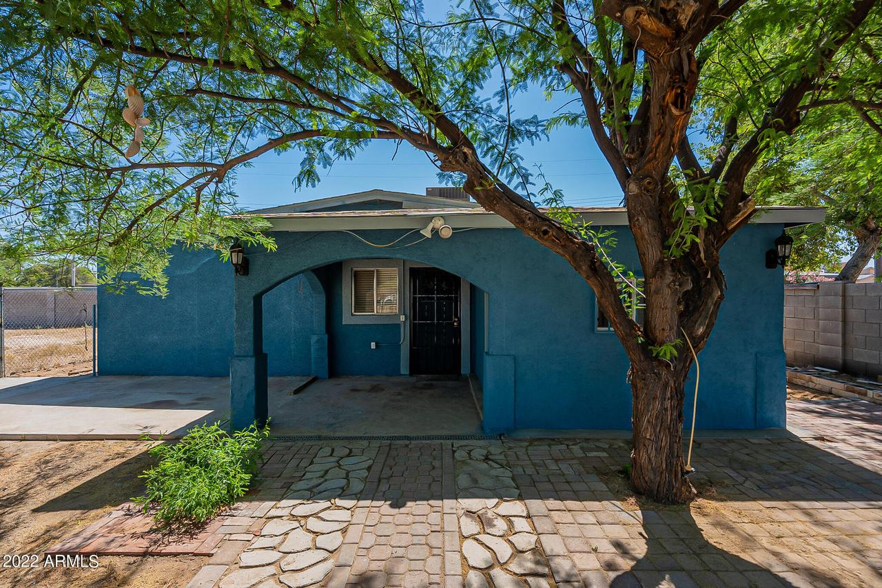 300 5th Ave., Buckeye, AZ 85326