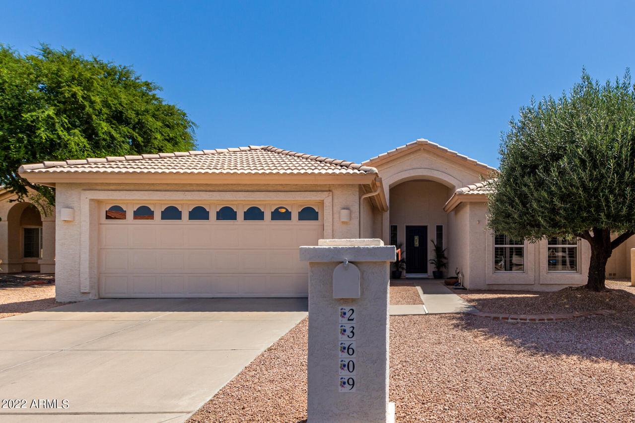 23609 S Desert Star Dr., Sun Lakes, AZ 85248