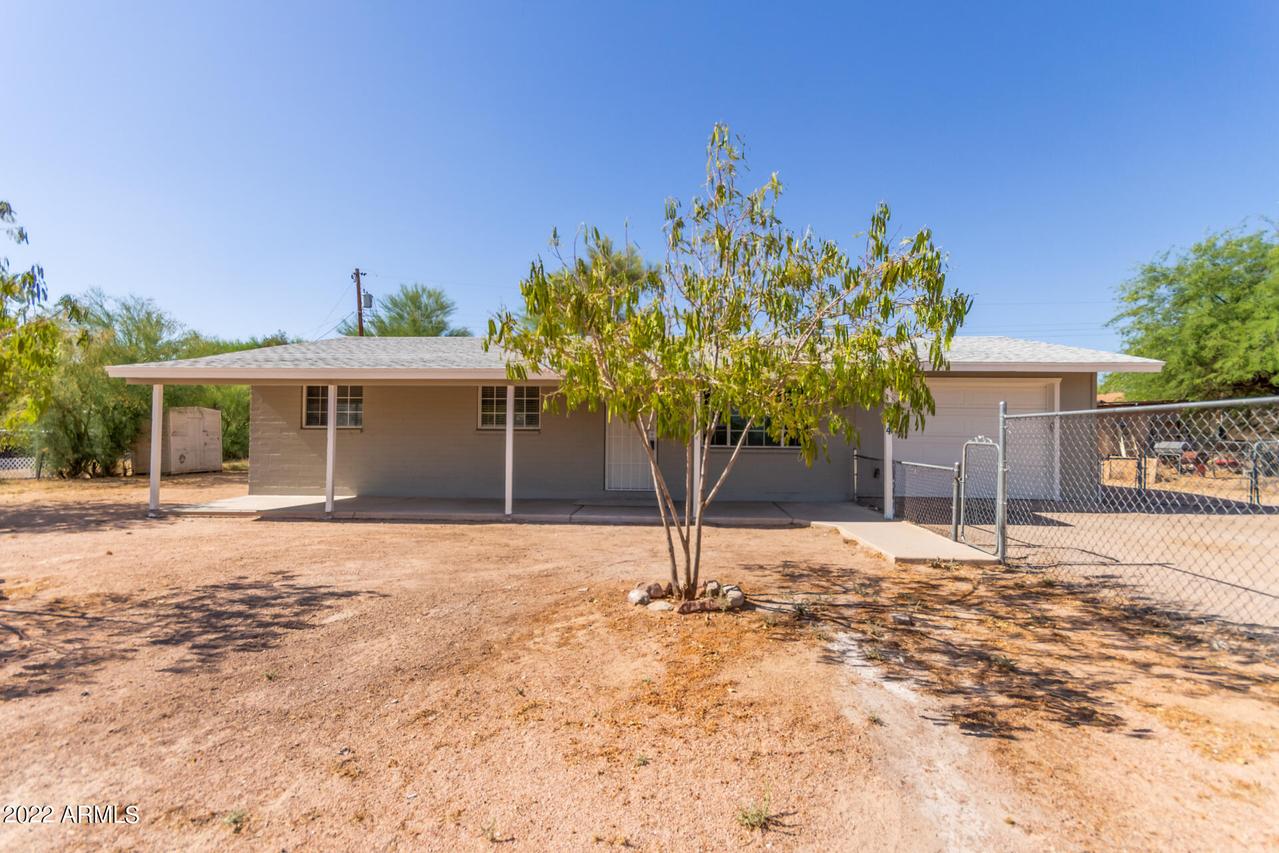 2814 W 15th Ave., Apache Junction, AZ 85120