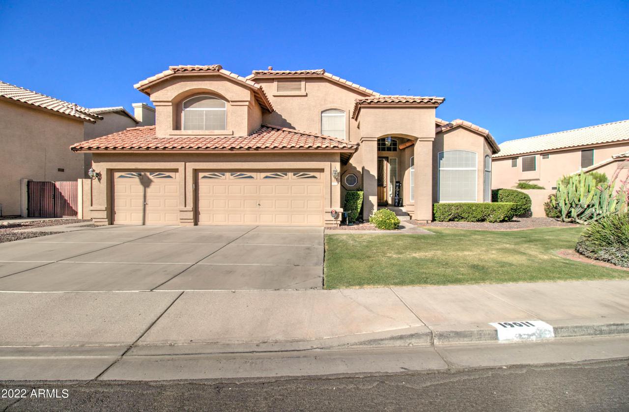 19011 N 78th Ln., Glendale, AZ 85308
