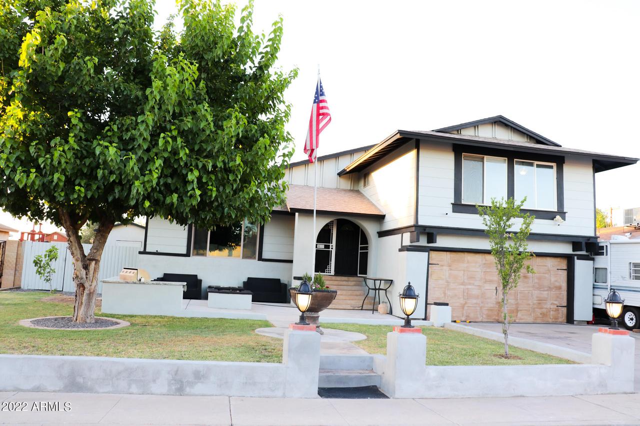 2942 E Gable Cir., Mesa, AZ 85204