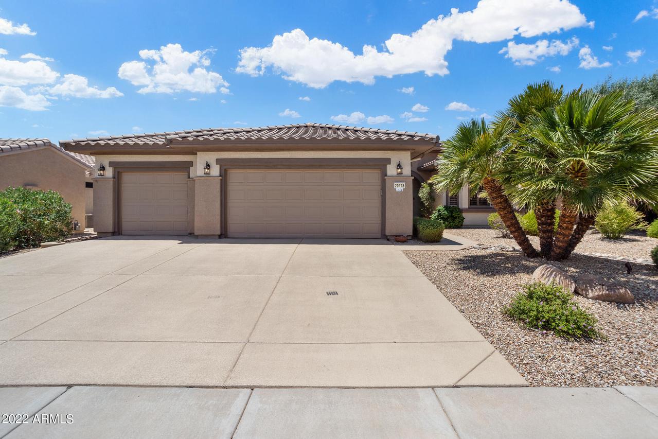 20128 N Golden Barrel Dr., Surprise, AZ 85374