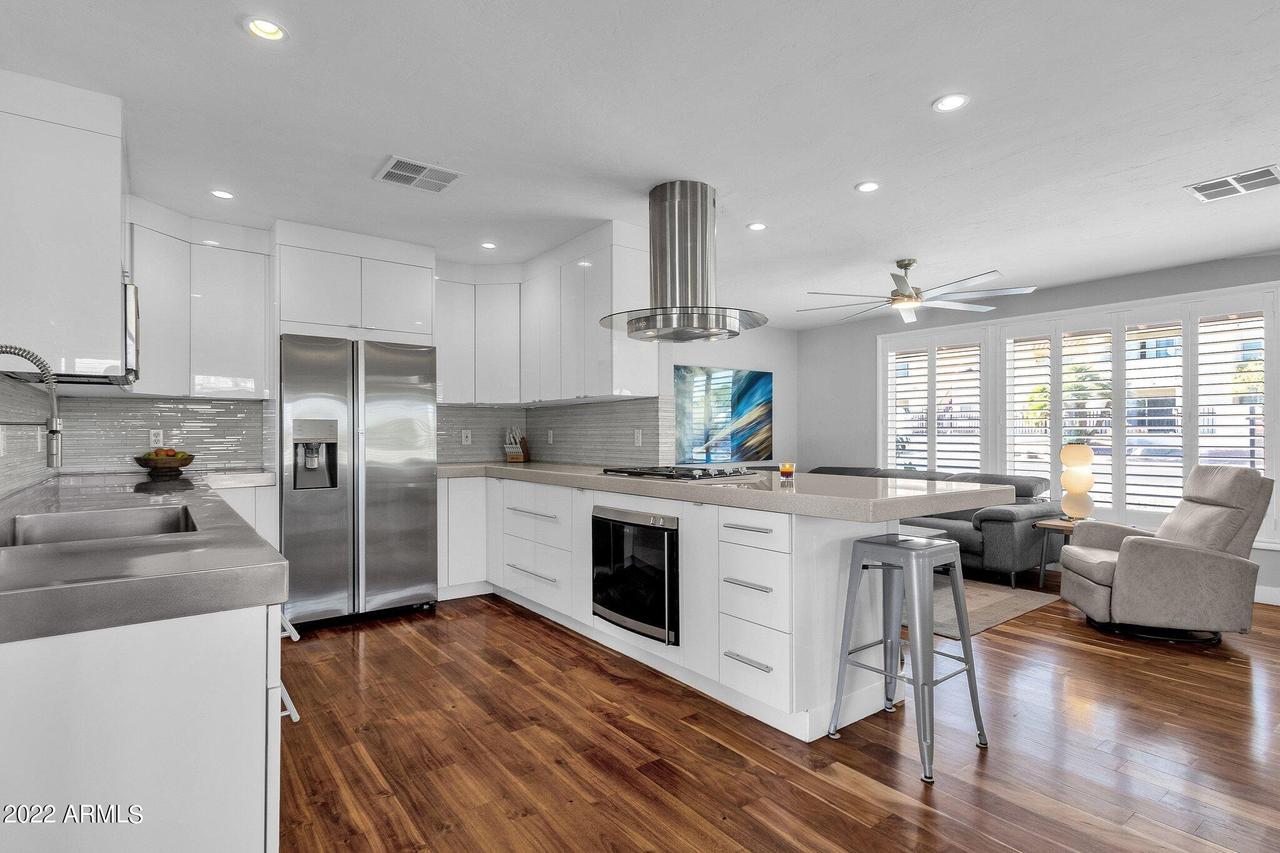 501 W Glenrosa Ave., Phoenix, AZ 85013