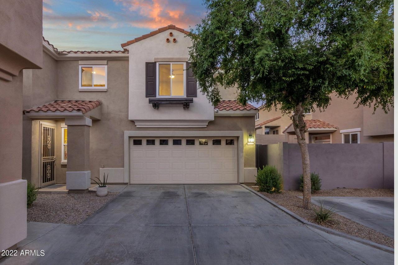 222 W Mountain Sage Dr., Phoenix, AZ 85045