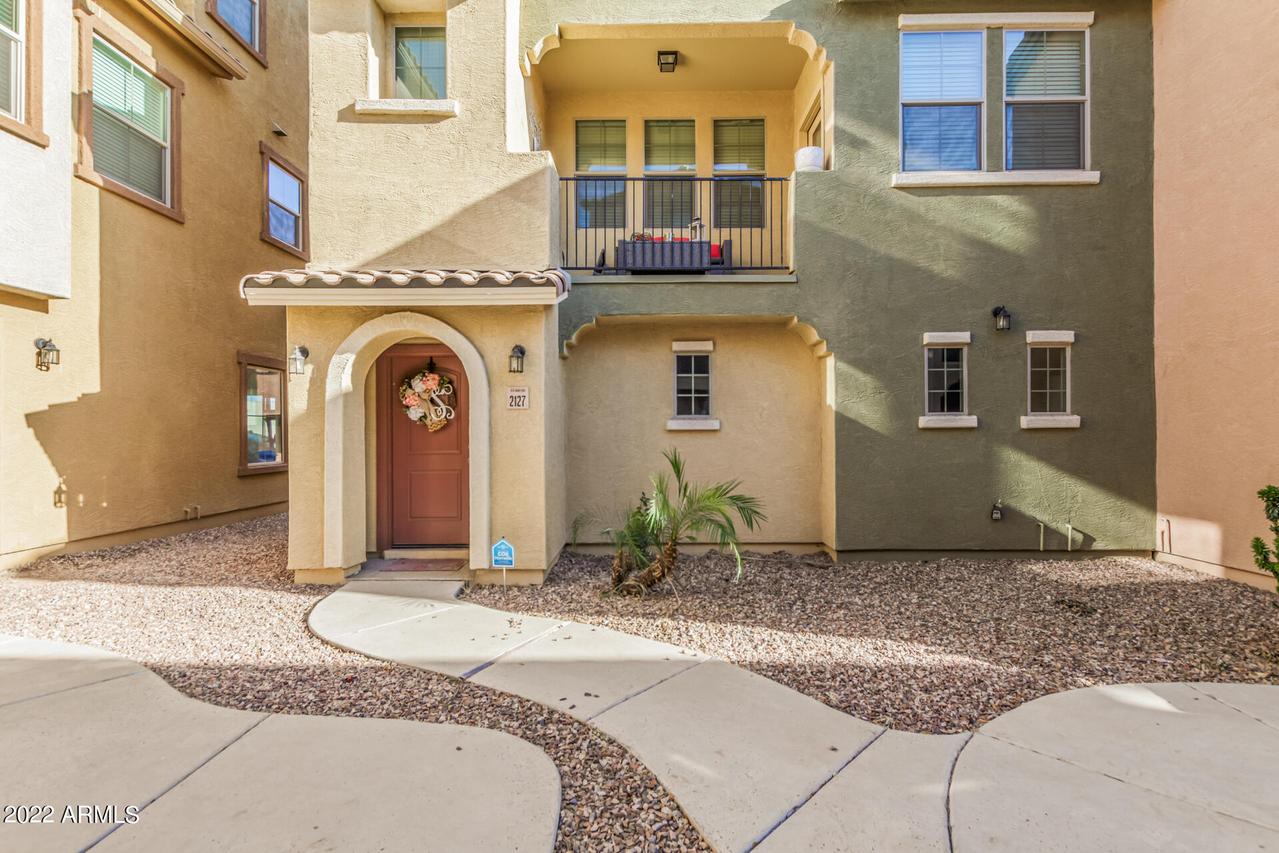 2127 N 77th Dr., Phoenix, AZ 85035