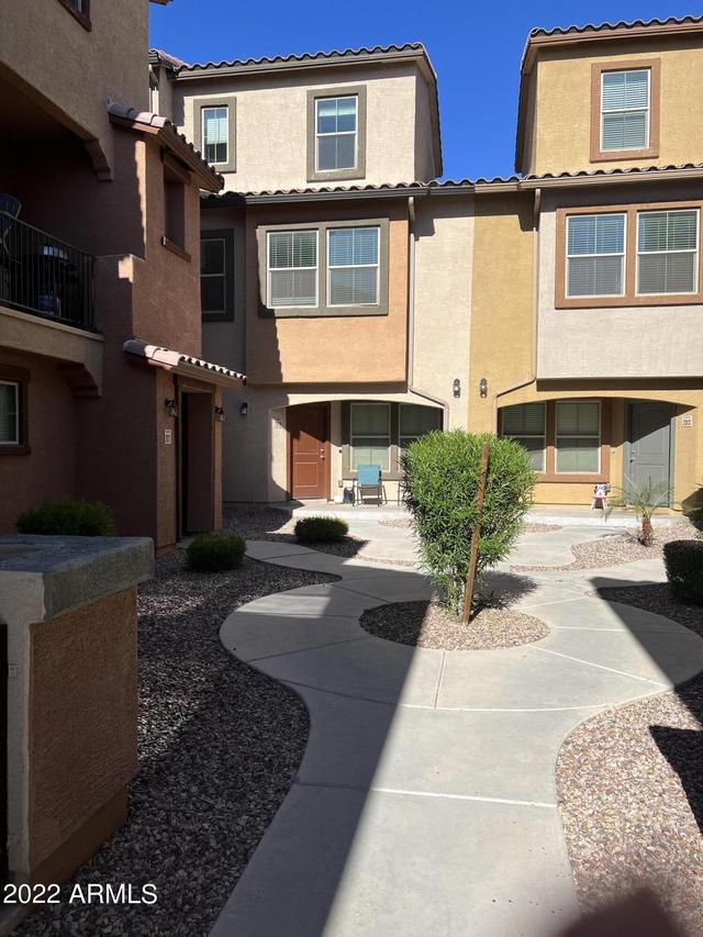 2029 N 77th Dr., Phoenix, AZ 85035