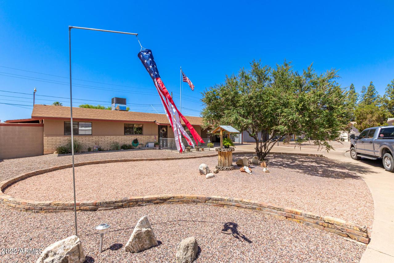 1101 W Devonshire St., Mesa, AZ 85201