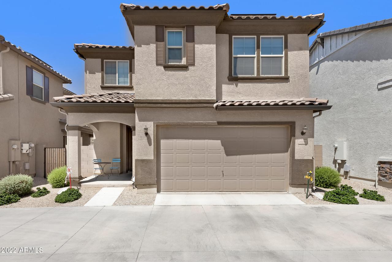 16692 W Jenan Dr., Surprise, AZ 85388