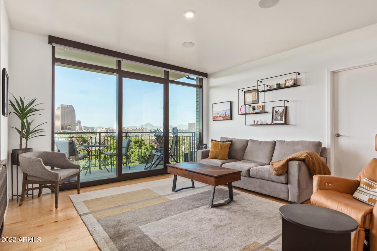 200 W Portland St. #620, Phoenix, AZ 85003