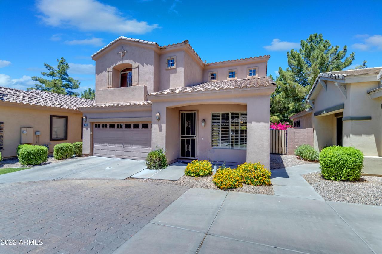 1912 W Olive Way, Chandler, AZ 85248