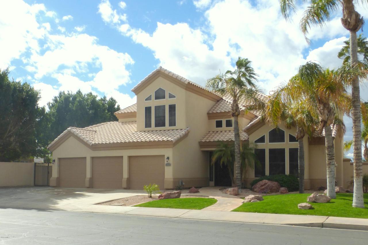 1124 N Peppertree Dr., Gilbert, AZ 85234