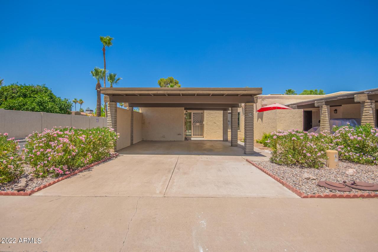 24 W Griswold Rd., Phoenix, AZ 85021