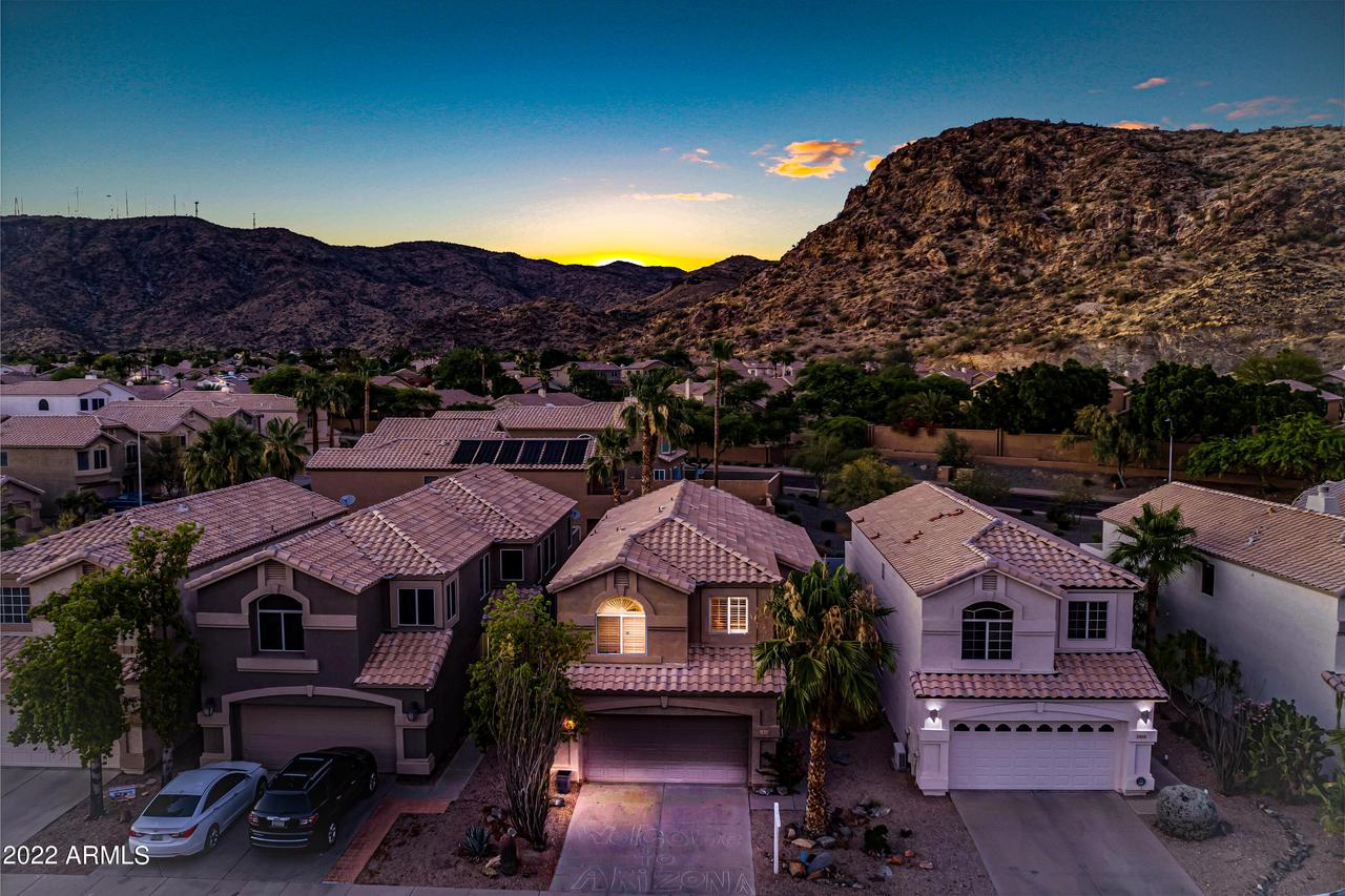 1410 E Cathedral Rock Dr., Phoenix, AZ 85048