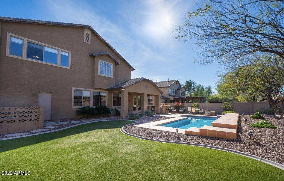2418 W Bramble Berry Ln., Phoenix, AZ 85085