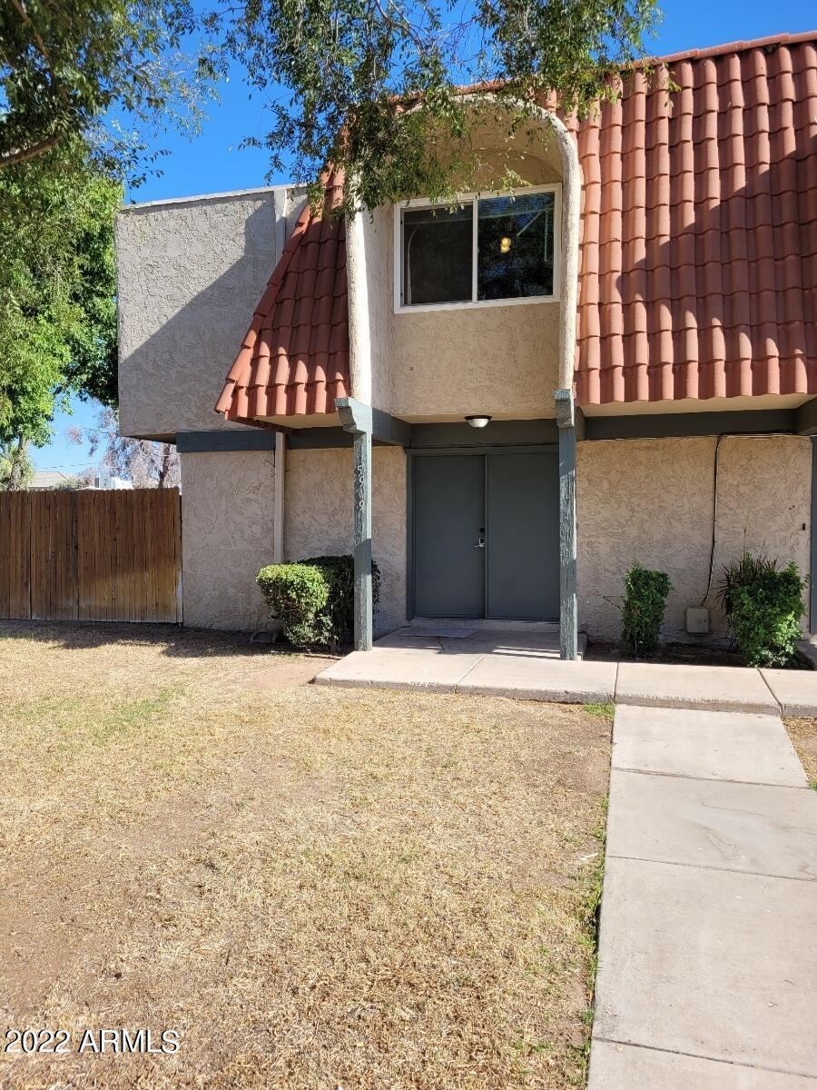 5949 W Golden Ln., Glendale, AZ 85302