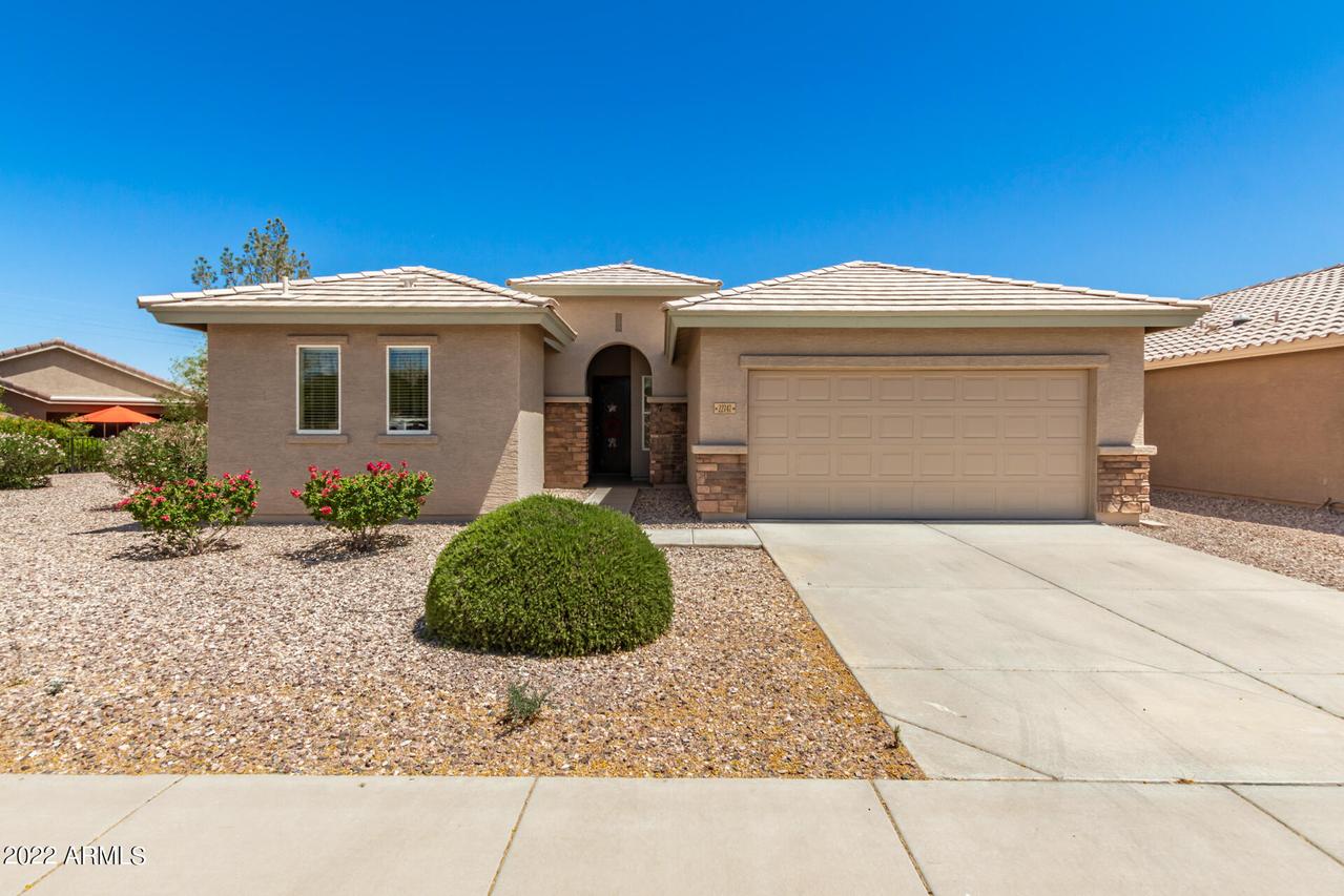 22747 W Moonlight Path, Buckeye, AZ 85326