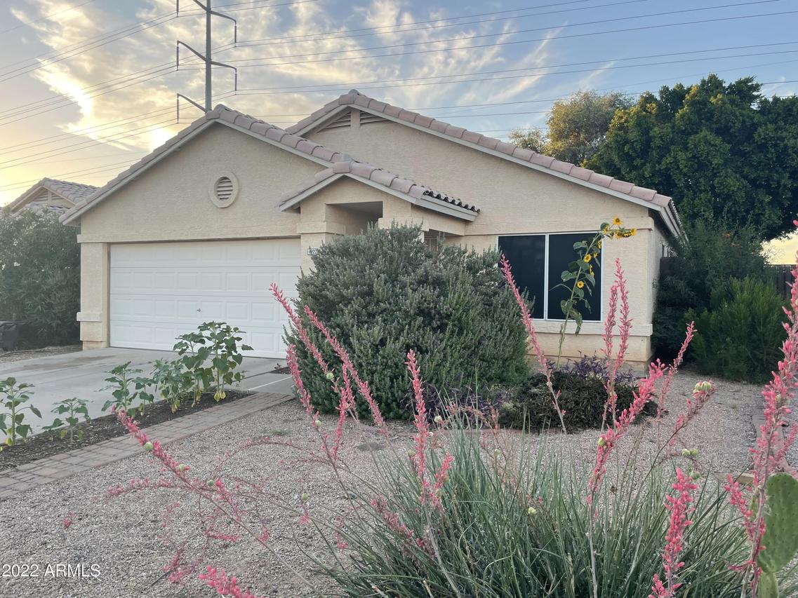 4922 E Colby St., Mesa, AZ 85205