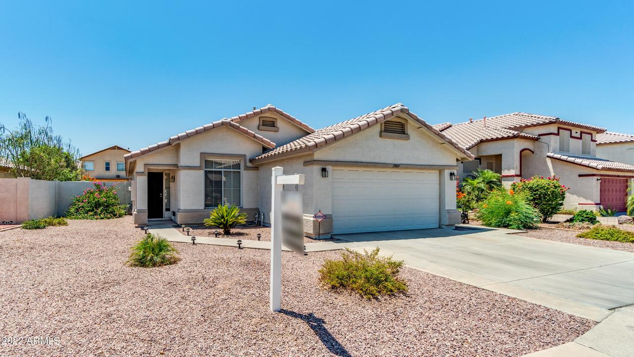7997 W Solano Dr., Glendale, AZ 85303