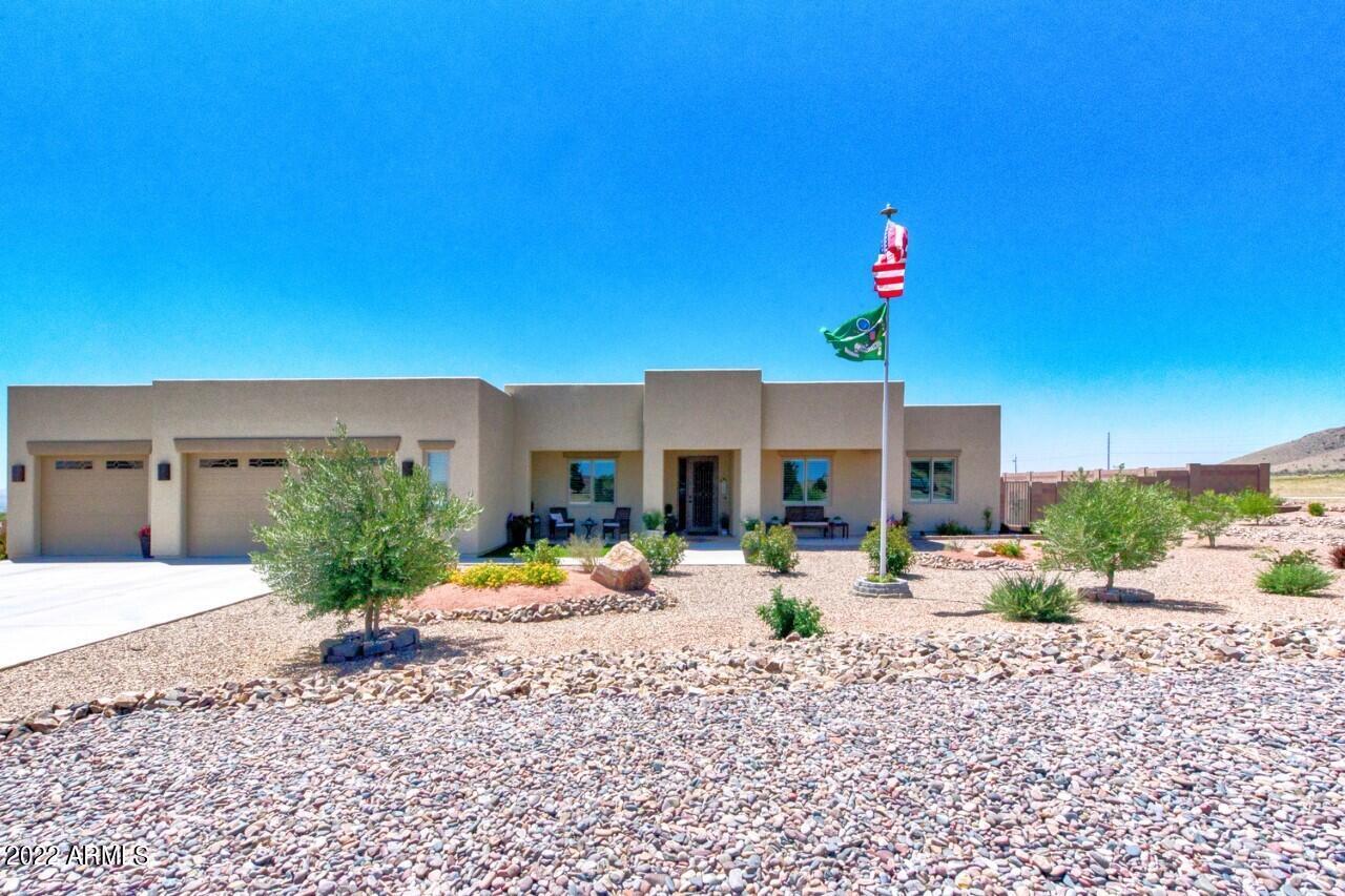 6610 E Big Spur Cir., Hereford, AZ 85615