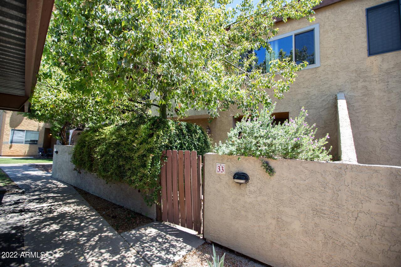 2121 S Pennington St. #33, Mesa, AZ 85202
