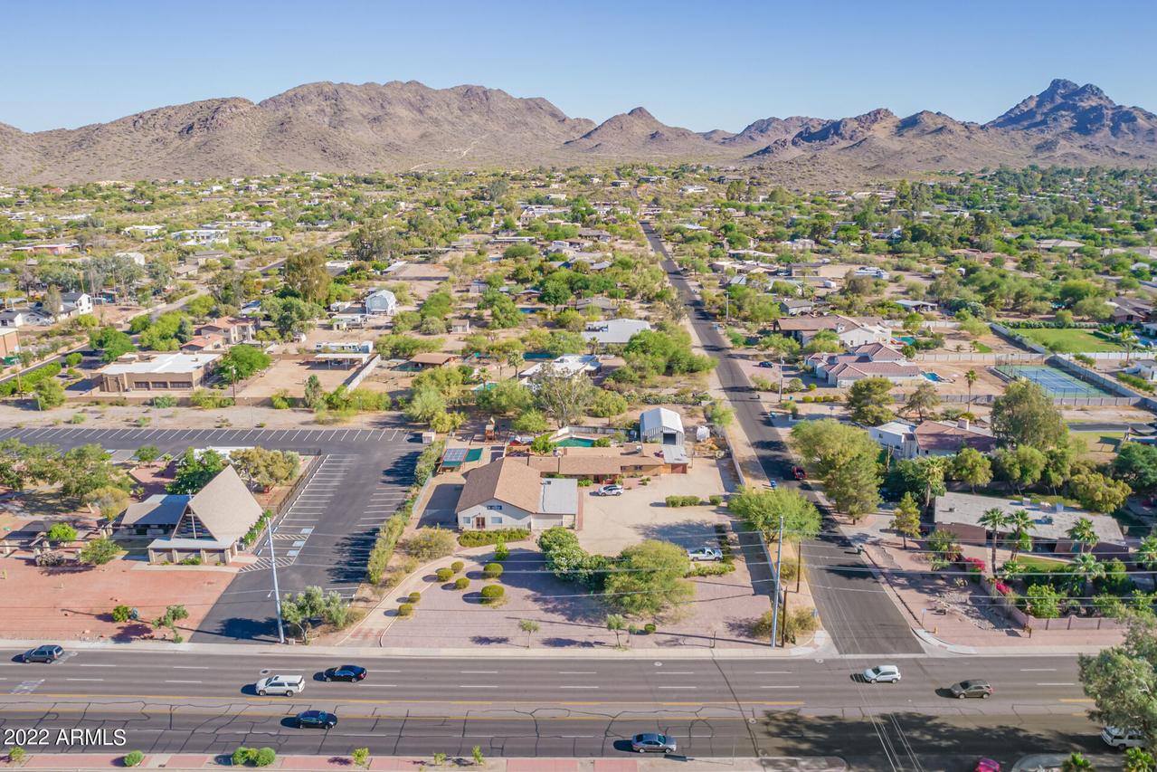 3801 E Shea Blvd., Phoenix, AZ 85028