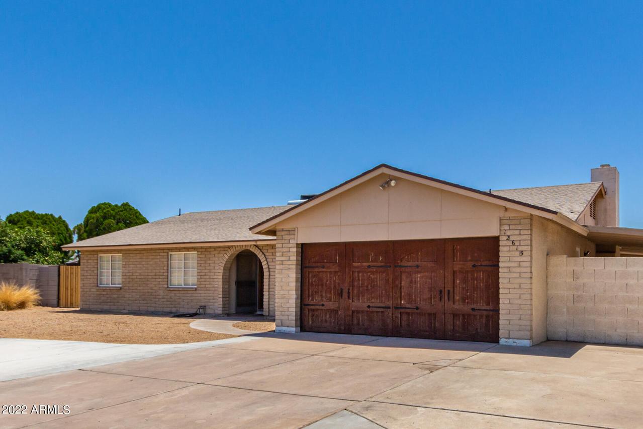 12615 N 49th Ave., Glendale, AZ 85304