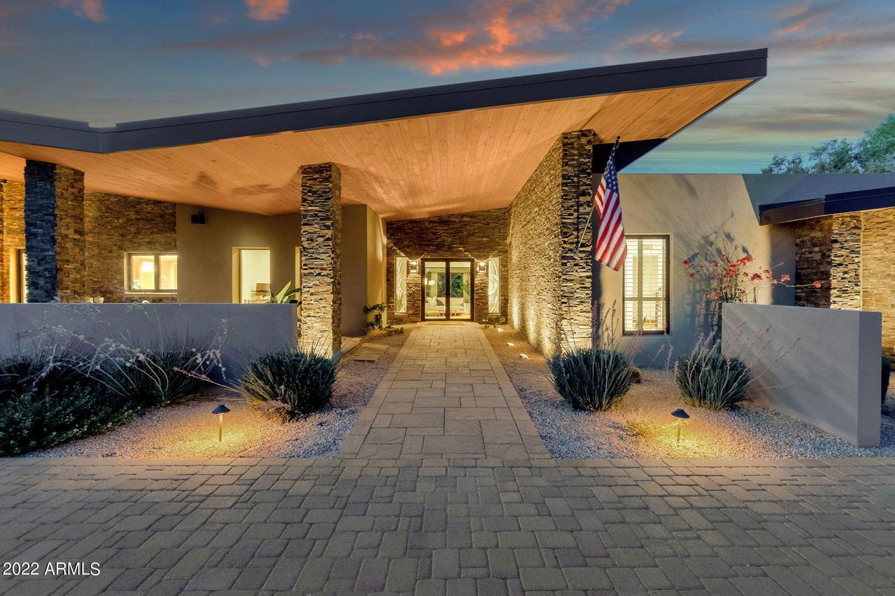6450 E Fanfol Dr., Paradise Valley, AZ 85253