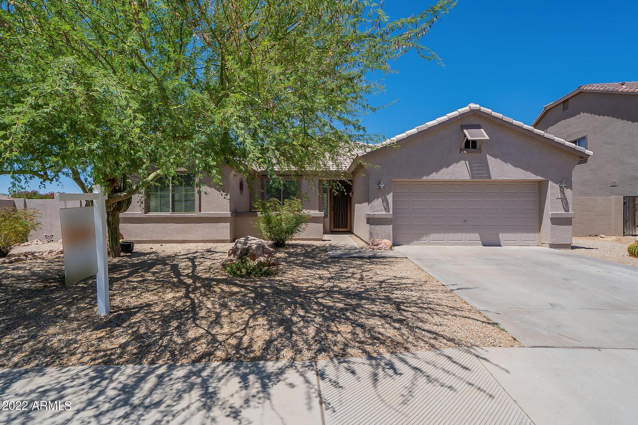 2756 E Hazeltine Way, Chandler, AZ 85249