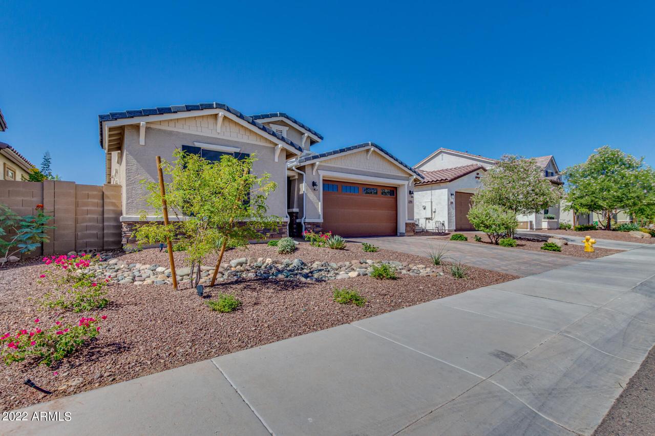 9784 W Cashman Dr., Peoria, AZ 85383