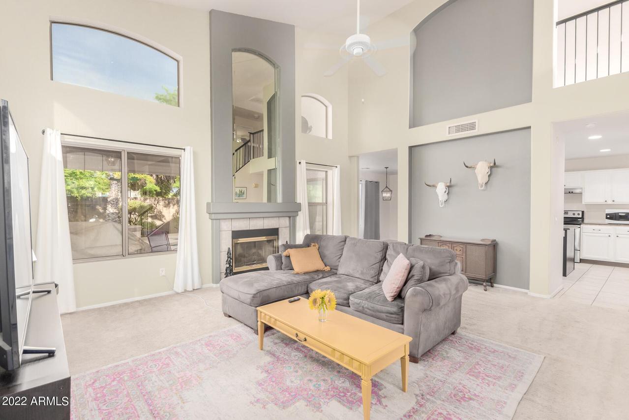 13451 S 47th Way Way, Phoenix, AZ 85044