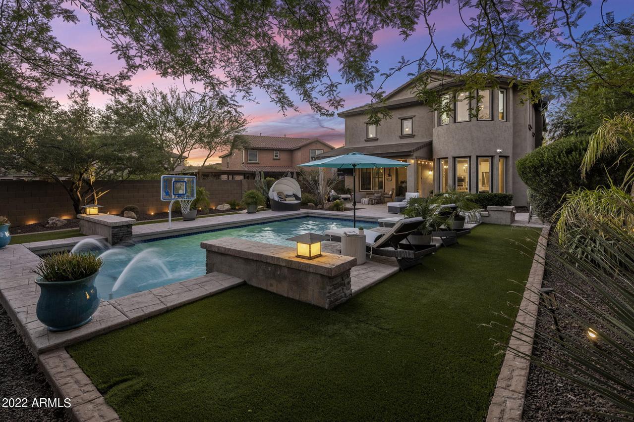 3815 E Matthew Dr., Phoenix, AZ 85050