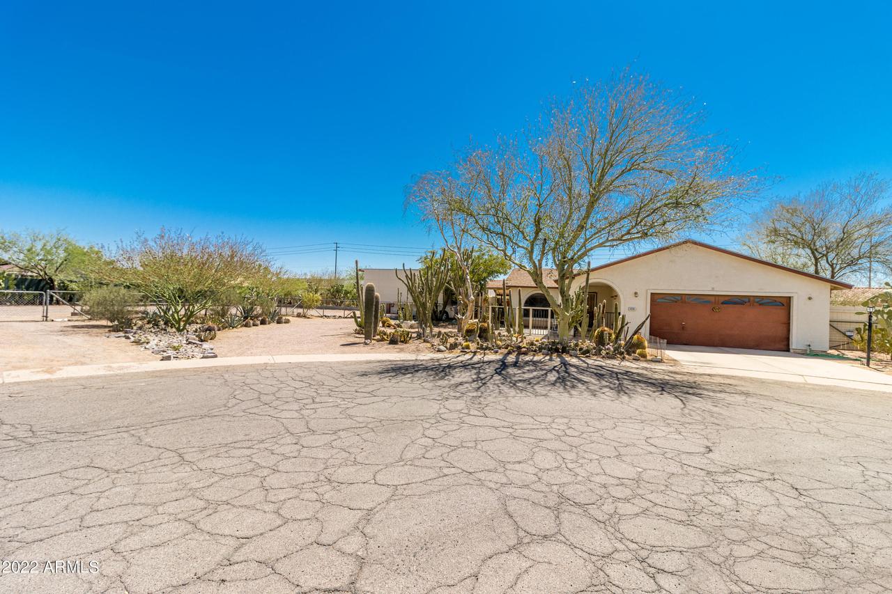 8200 W Pine Valley Cir., Arizona City, AZ 85123