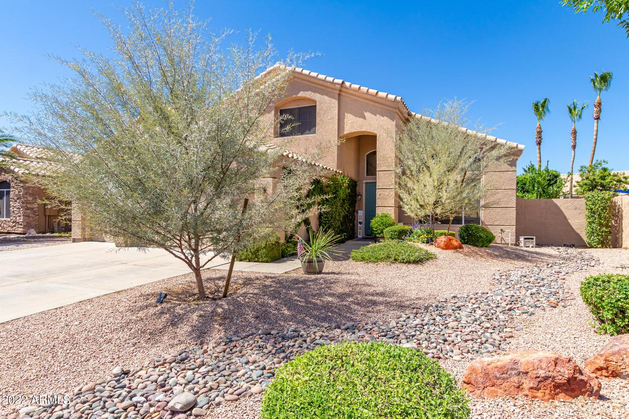 7064 E Medina Ave., Mesa, AZ 85209