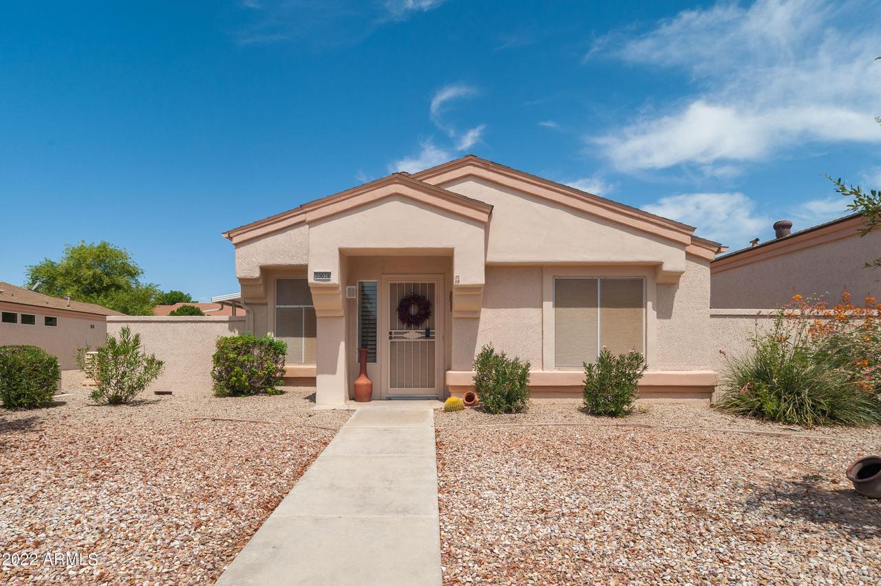 20028 N Greenview Dr., Sun City West, AZ 85375