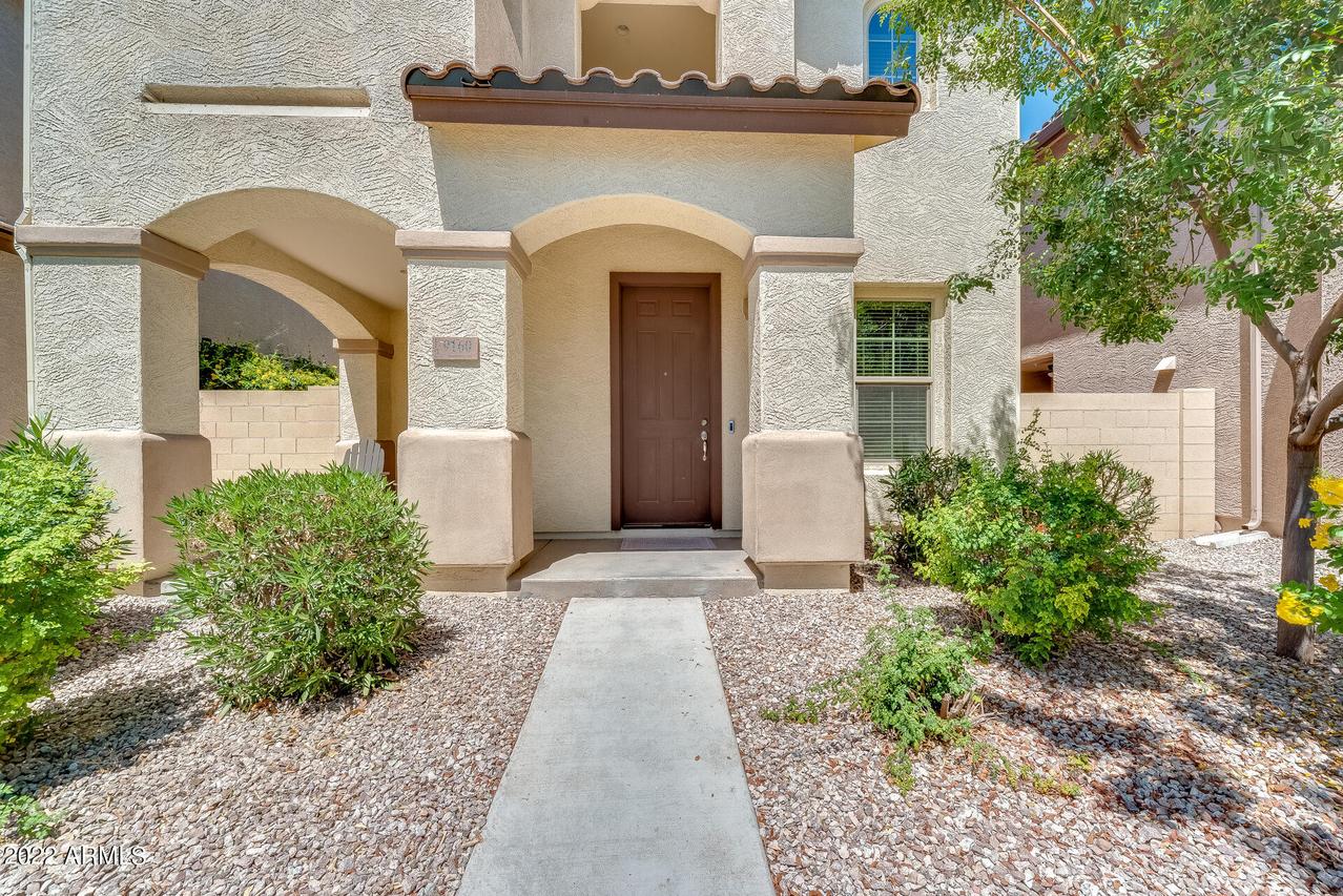 9160 W Coolbrook Ave., Peoria, AZ 85382