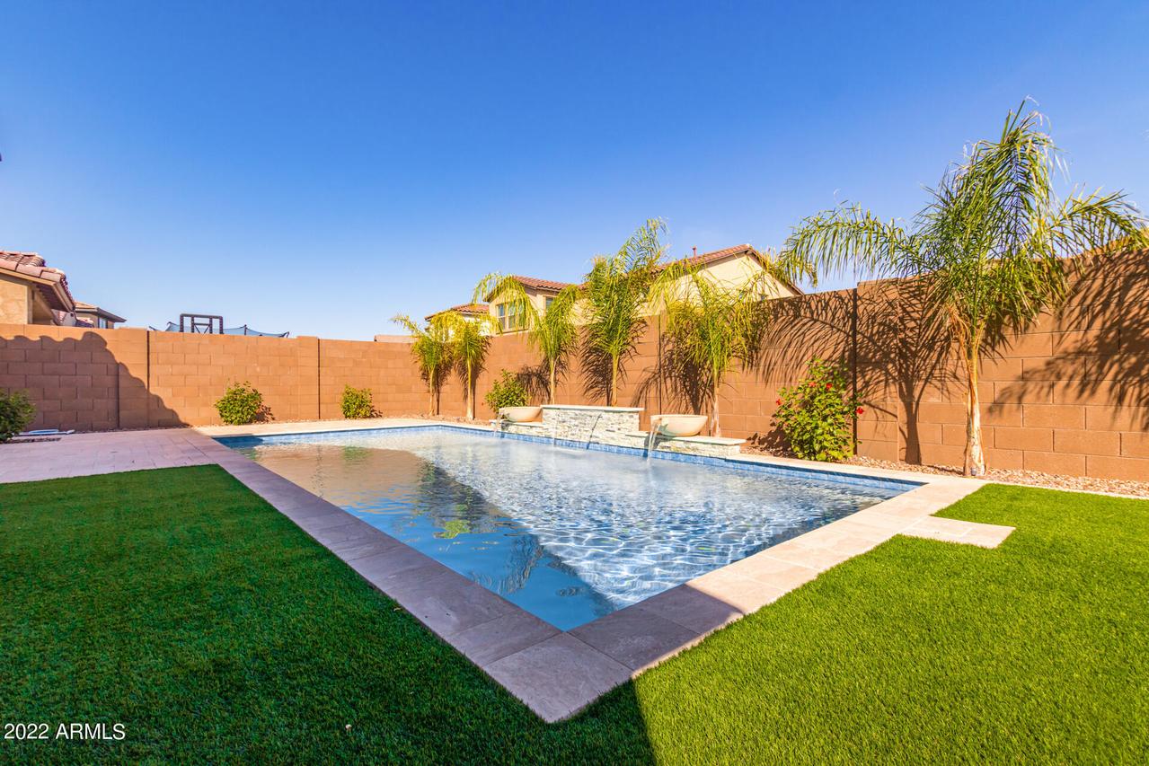 9725 E Radioactive Dr., Mesa, AZ 85212