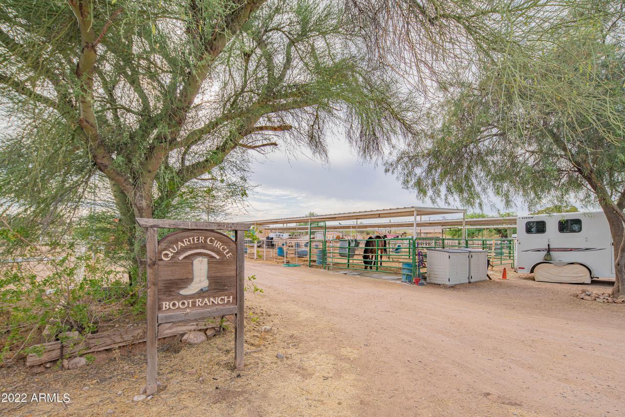 1276 N Wickiup Rd., Apache Junction, AZ 85119