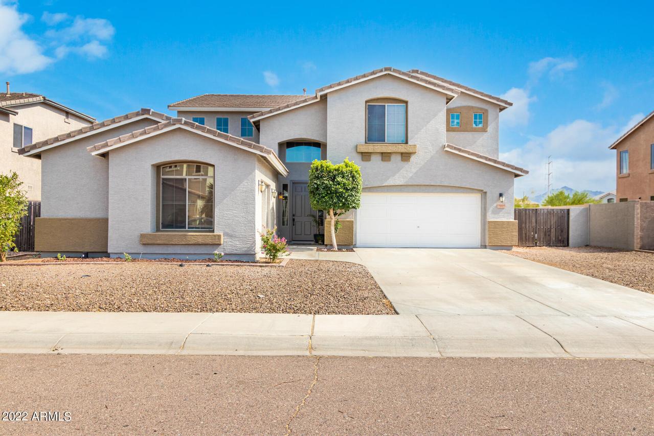 7017 W Wood St., Phoenix, AZ 85043