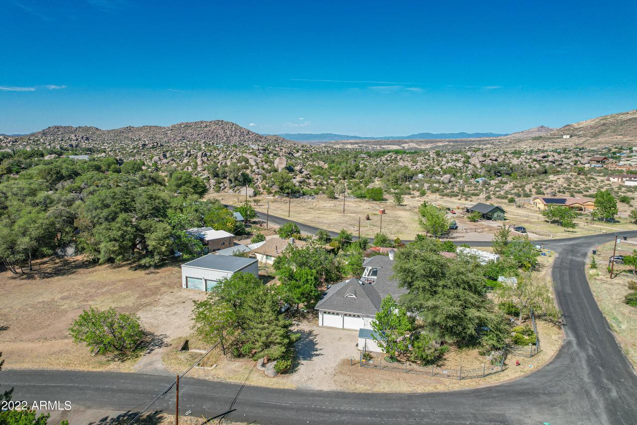 17288 W Foothill Rd., Yarnell, AZ 85362