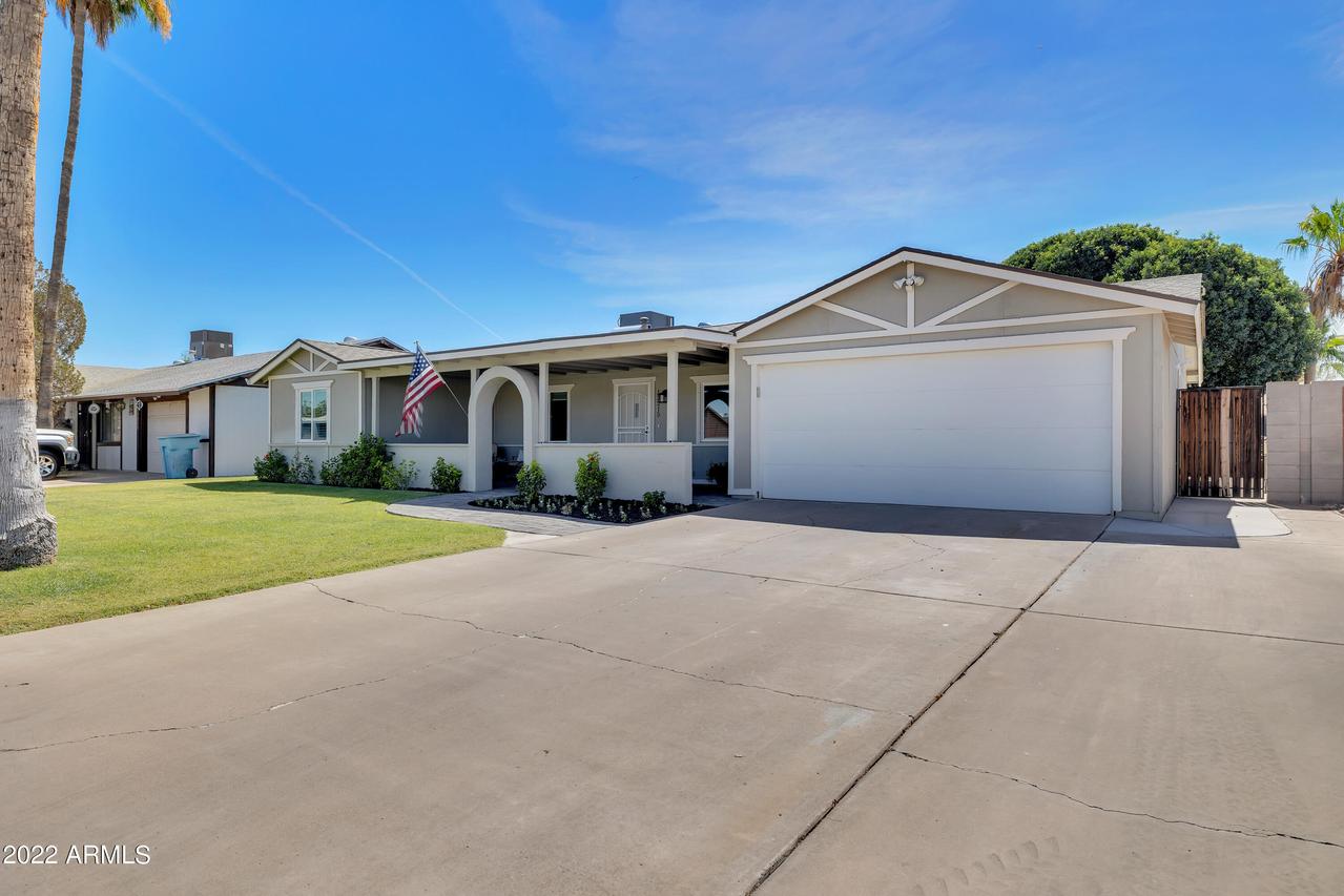 13215 N 37th Pl., Phoenix, AZ 85032