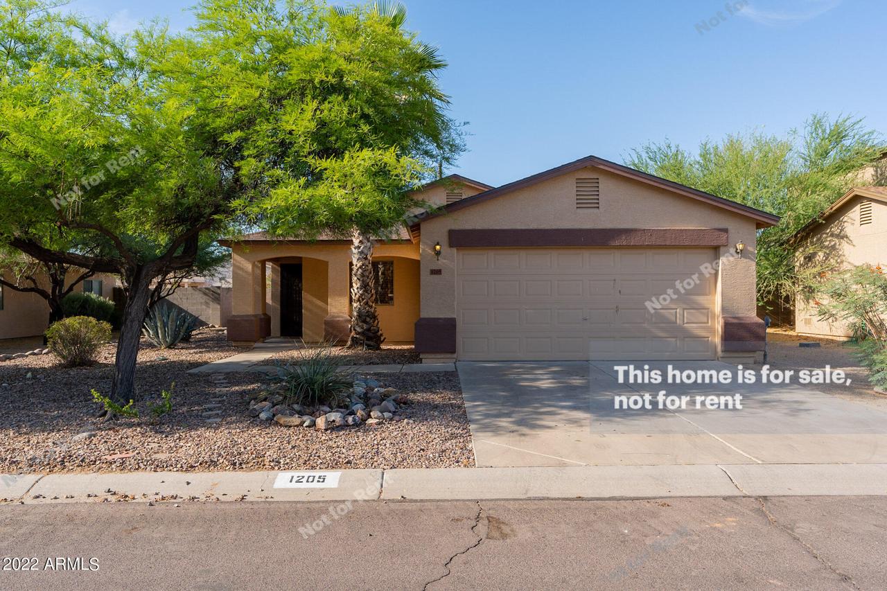 1205 E Desert Rose Tr., San Tan Valley, AZ 85143