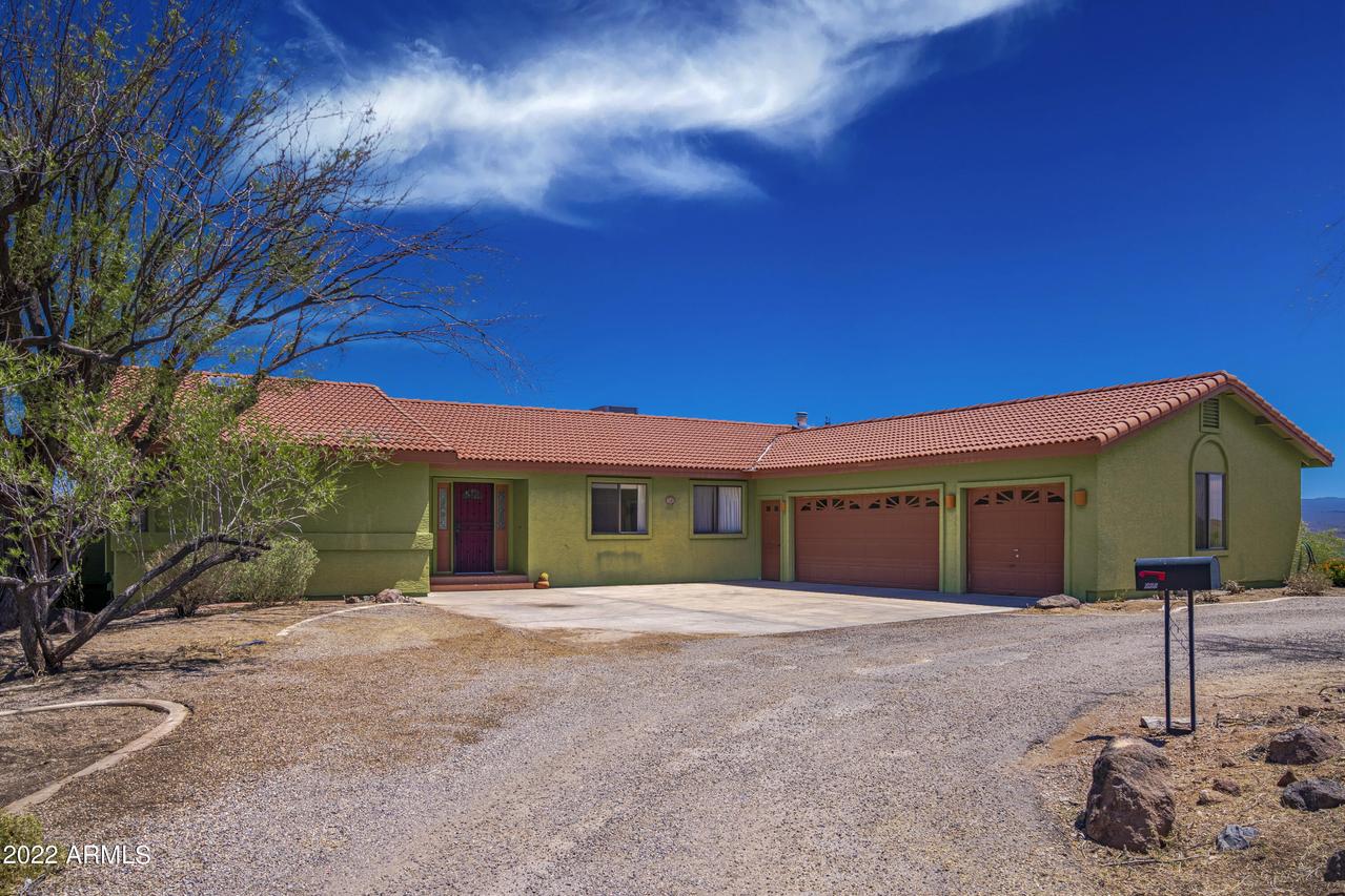 969 S Saguaro Dr., Wickenburg, AZ 85390