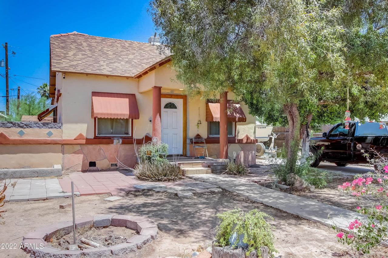 1424 E Garfield St., Phoenix, AZ 85006