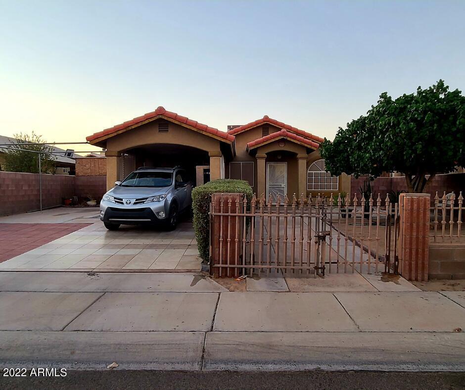 1498 E Arizona St., San Luis, AZ 85349