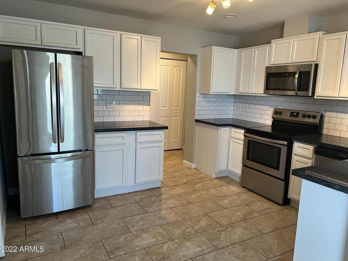 3311 W Jefferson St., Phoenix, AZ 85009